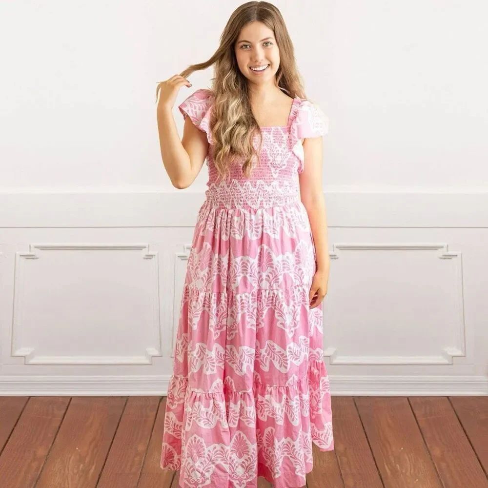 8 Oak Lane Women’s Modern Pink Printed Smocked Flutter Sleeve Midi Dress